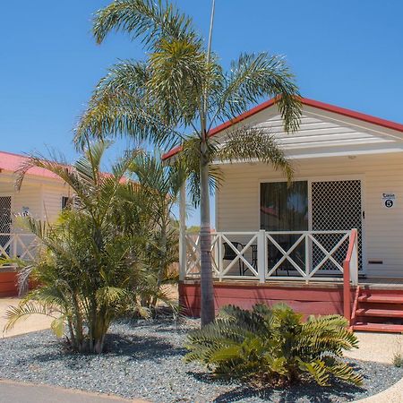 Outback Oasis Caravan Park Carnarvon Extérieur photo