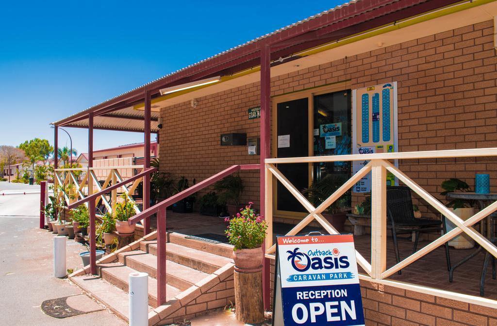 Outback Oasis Caravan Park Carnarvon Extérieur photo